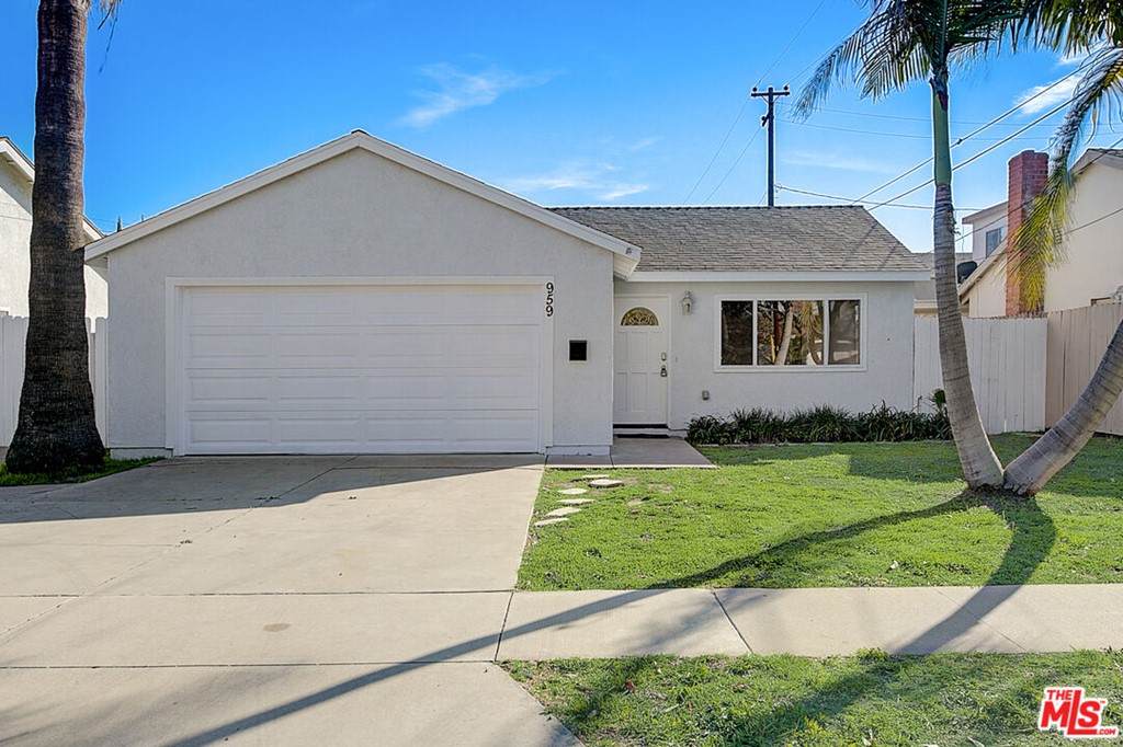 959 Paularino Avenue - Photo 1