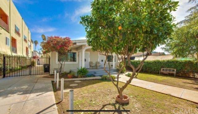 1546 Mariposa Avenue - Photo 1