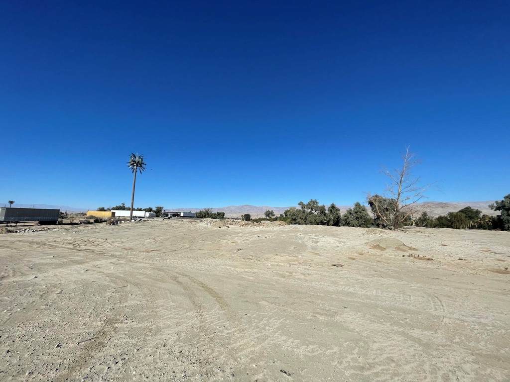 0 40th Place - Photo 1