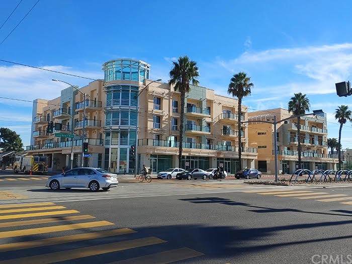 1598 Long Beach Blvd - Photo 1