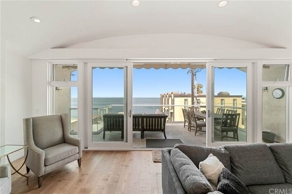 947 Coast Highway - Photo 1