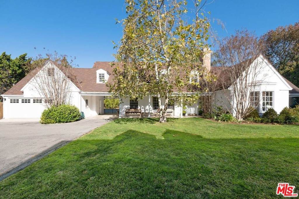 456 Bundy Drive - Photo 1