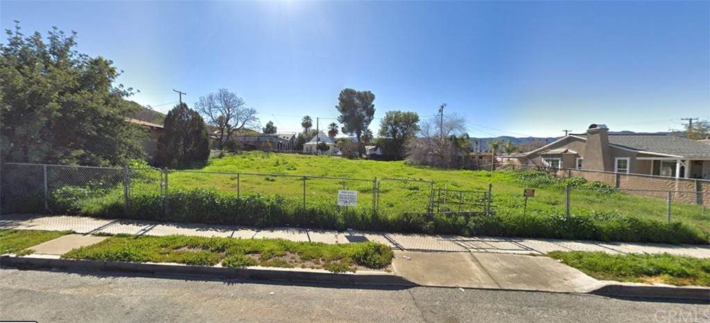 208 Peck Street - Photo 1