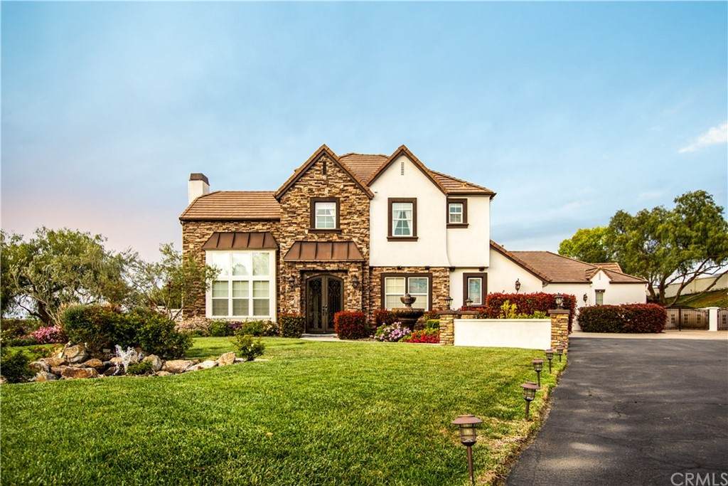 44200 Sunset - Photo 1
