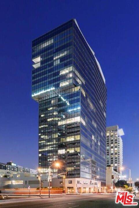 900 Figueroa - Photo 1