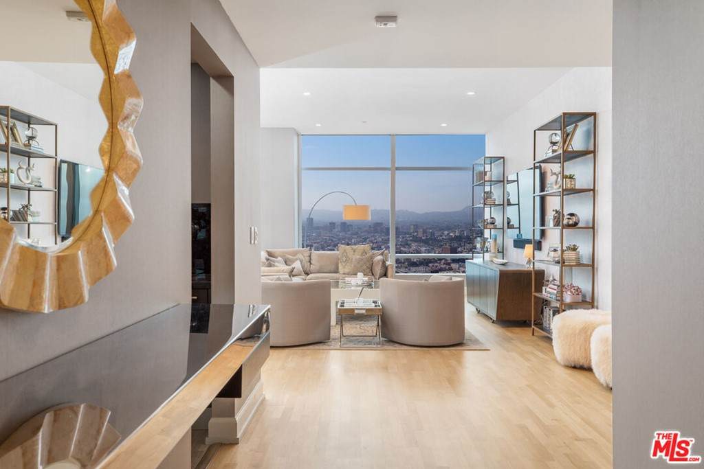 900 Olympic Boulevard - Photo 1