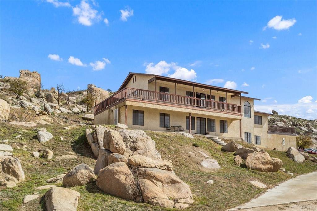 30200 Morse Road - Photo 1