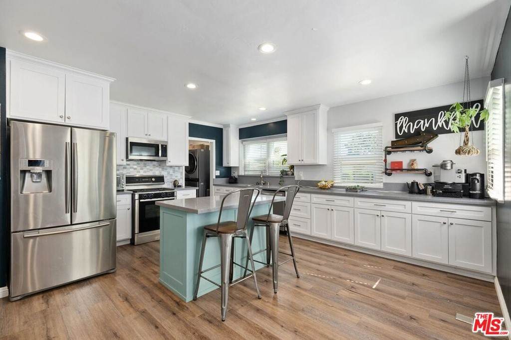 1851 93RD Street - Photo 1
