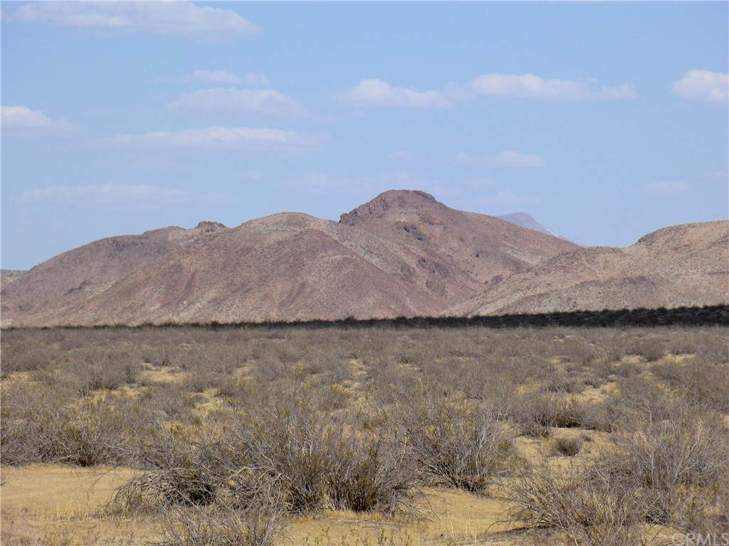 0 East Of Hwy 395 - Photo 1