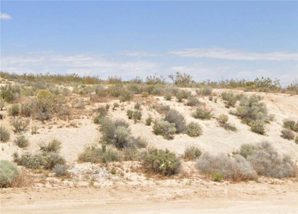 1000 Hwy-14, Frontage Rd. - Photo 1