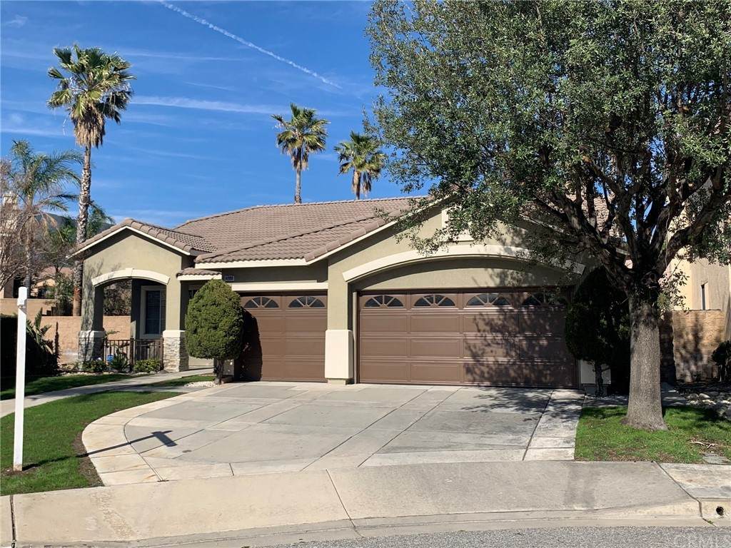 14990 Zion Court - Photo 1