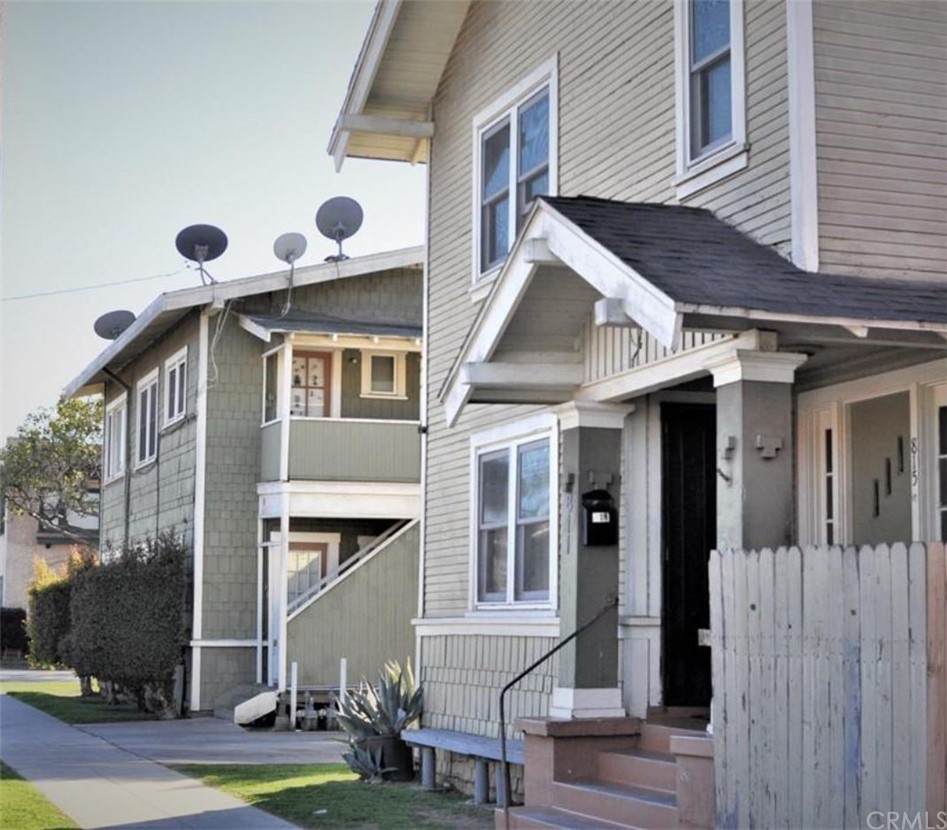 811 Lime Avenue - Photo 1