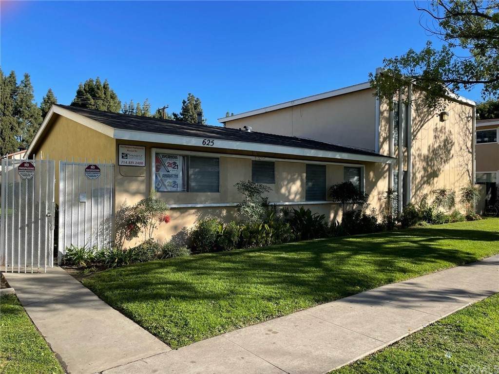 625 Bellevue Drive - Photo 1