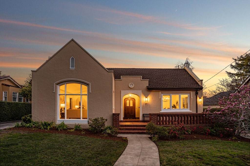 30 Poplar Avenue - Photo 1