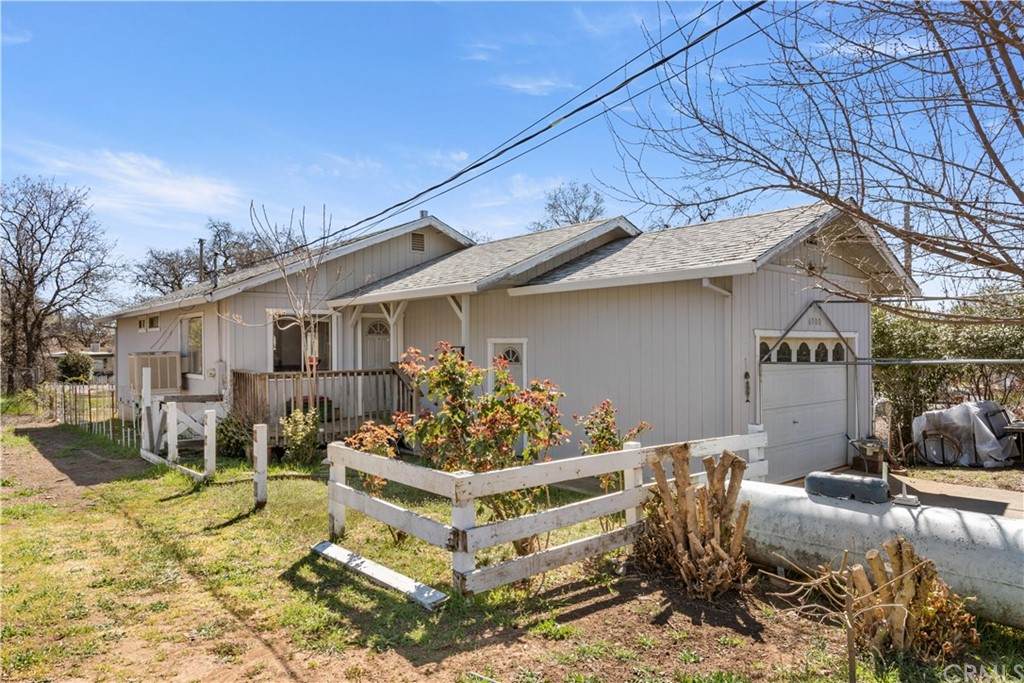 6900 Glenn Street - Photo 1