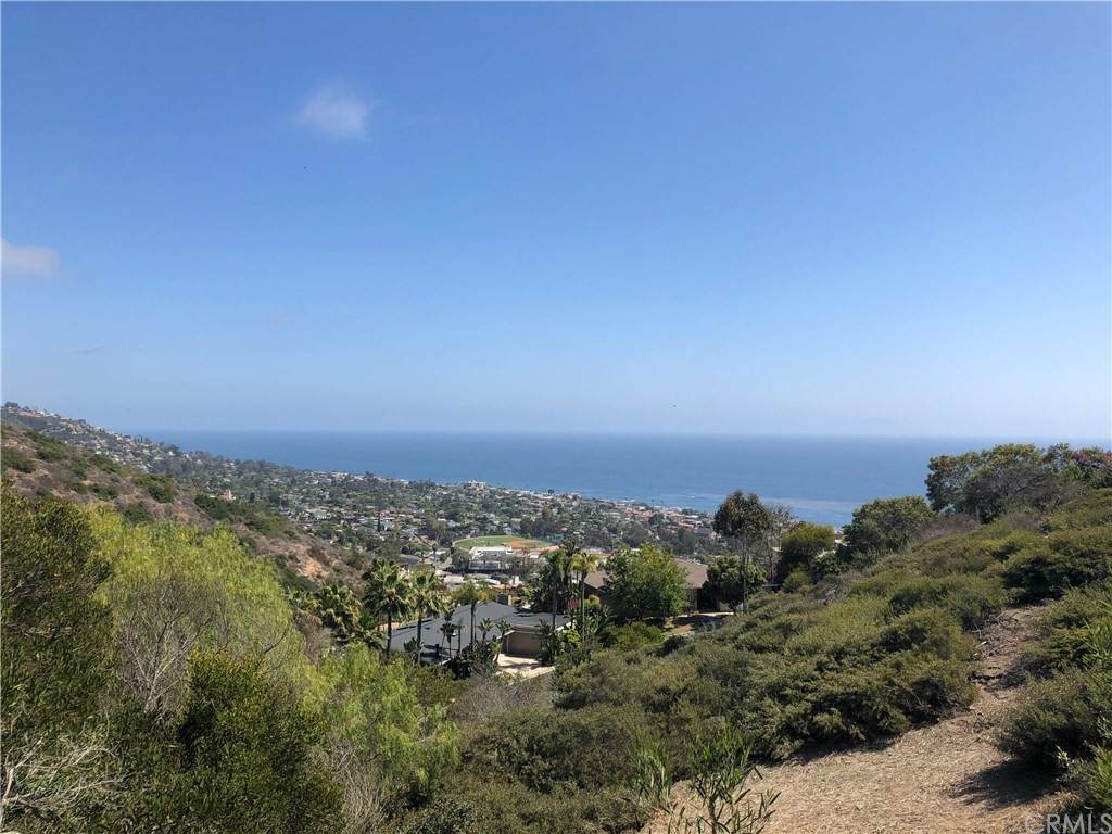 1340 Moorea Way - Photo 1
