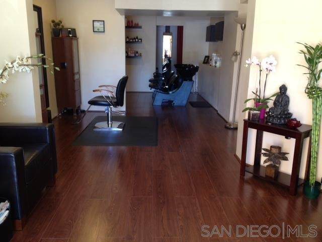 1040 Coast Highway 101 - Photo 1