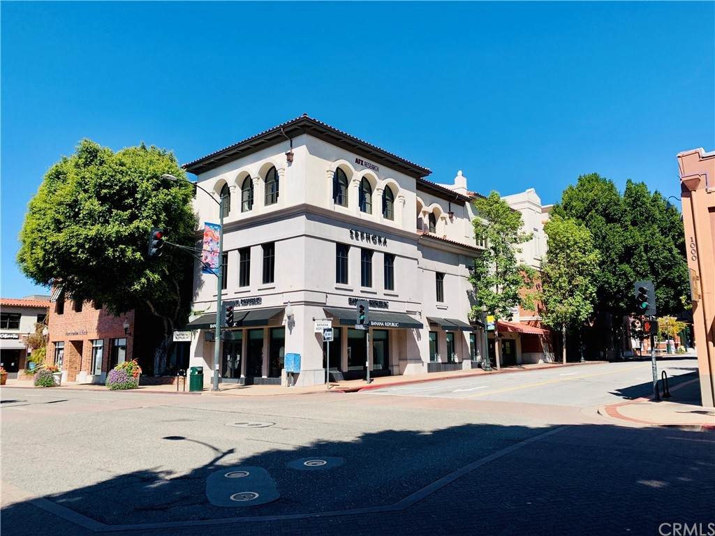 999 Monterey Street - Photo 1