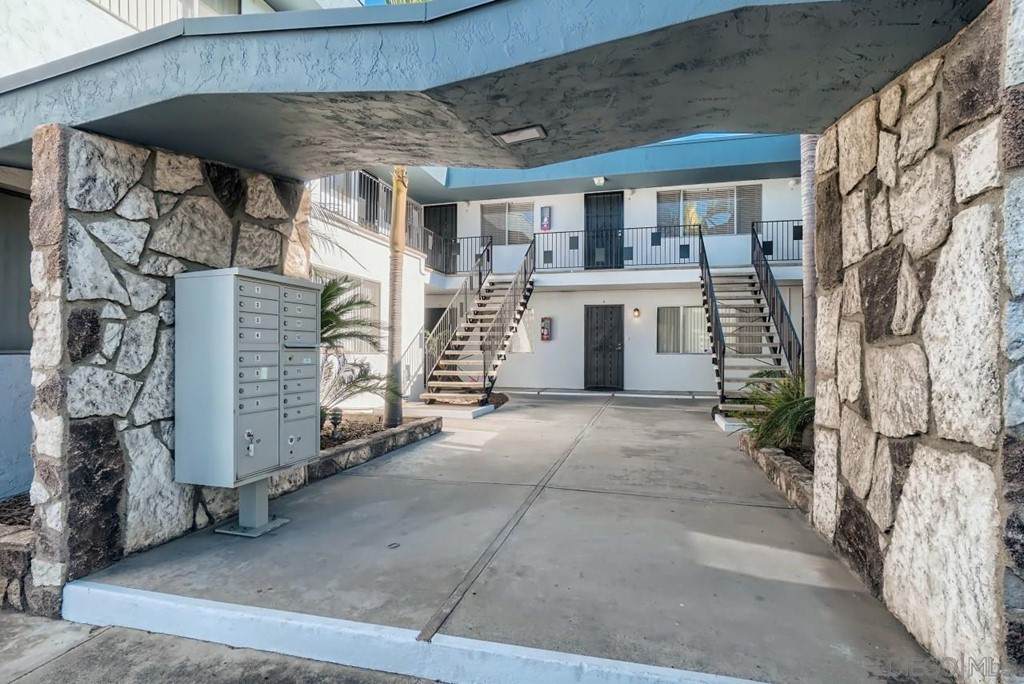 2101 Dale Street - Photo 1