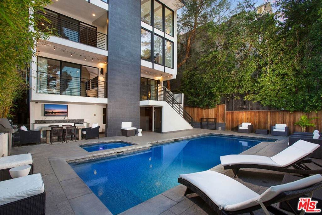 14835 Valley Vista Boulevard - Photo 1
