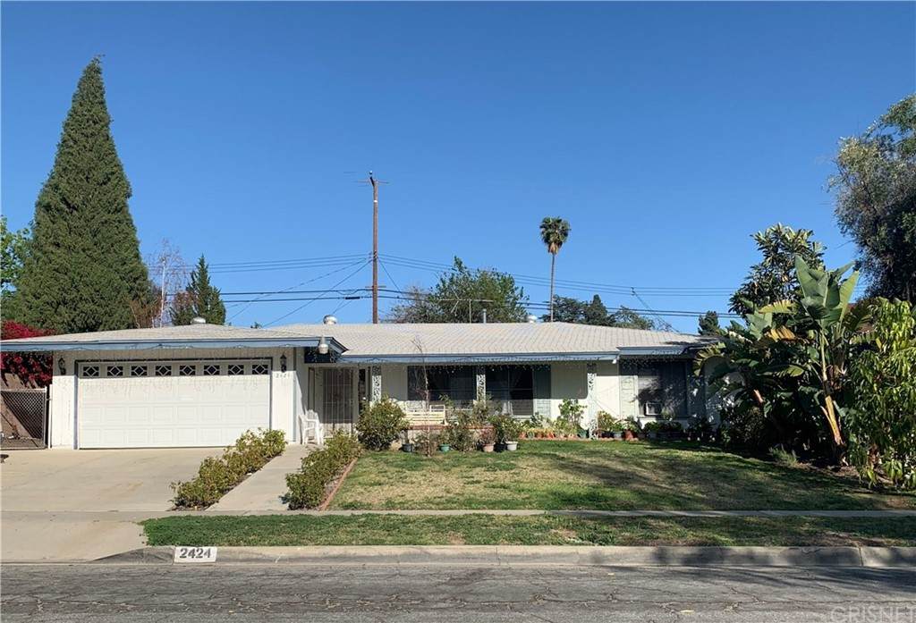 2424 Hartford Avenue - Photo 1