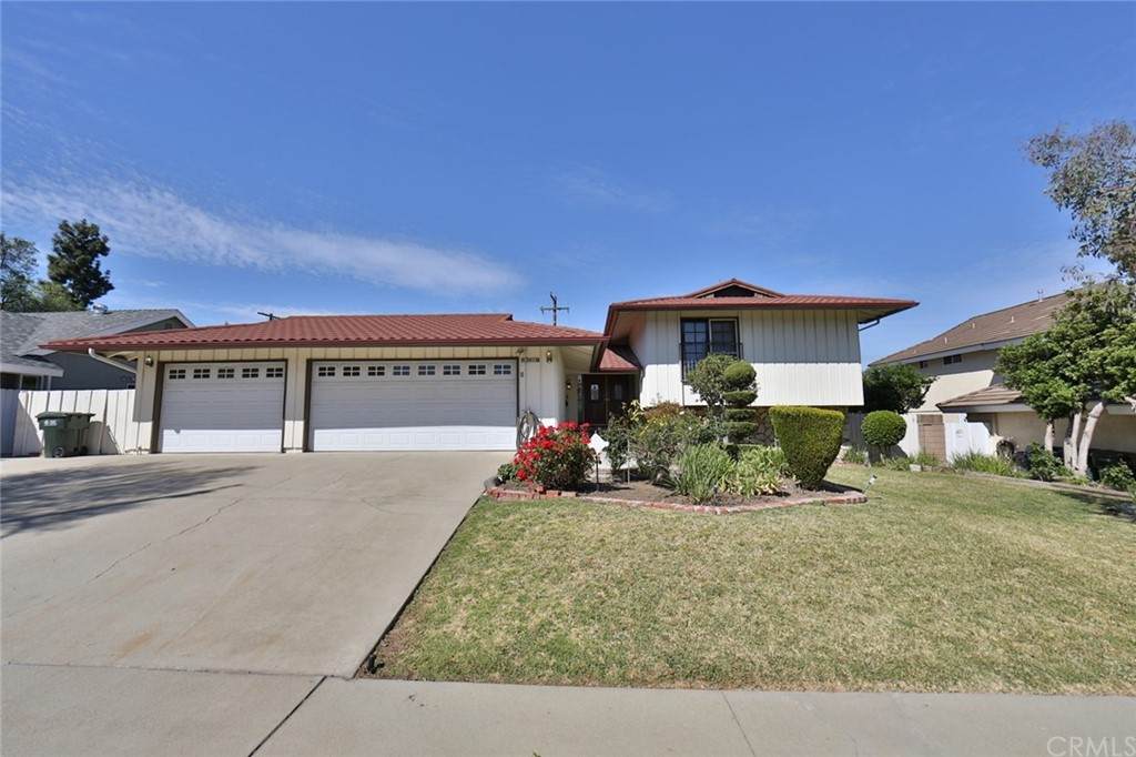 15615 Taloga Street - Photo 1