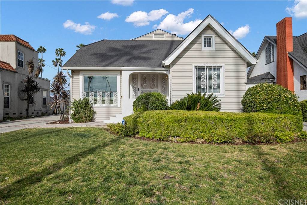 5501 Mullen Avenue - Photo 1