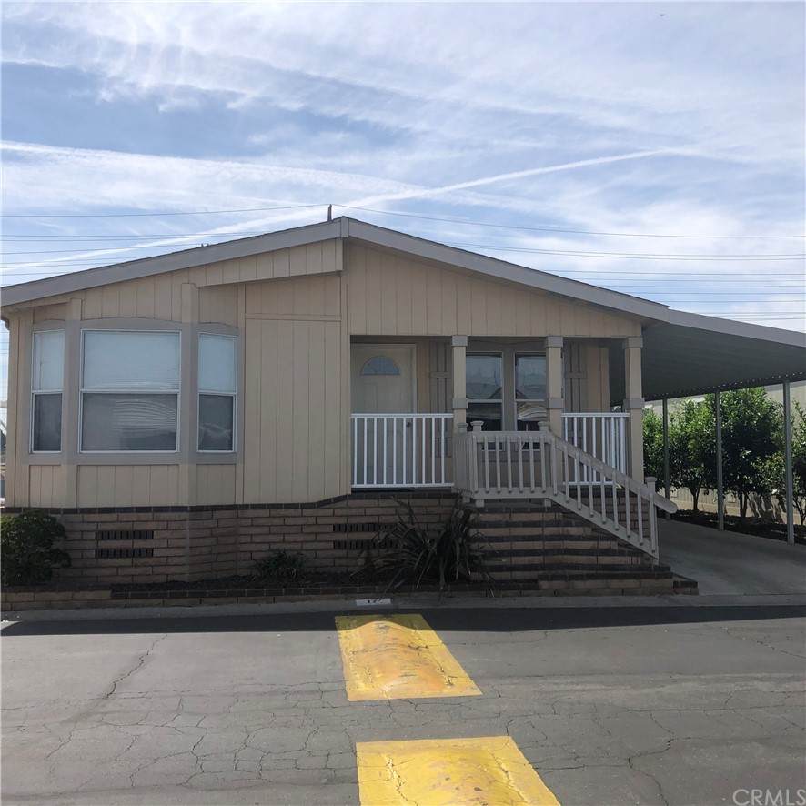 525 Gilbert Street - Photo 1