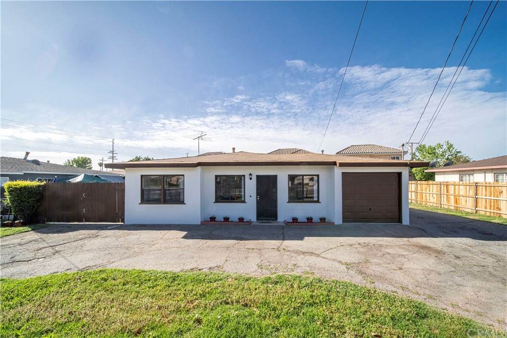 11150 & 11150 1/2 Freer Street - Photo 1