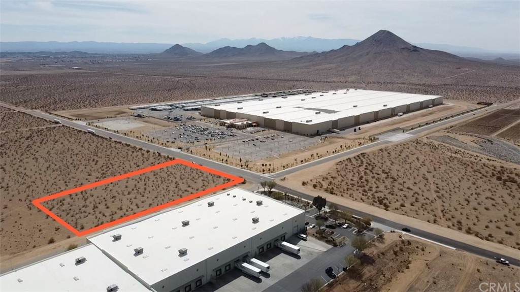 463361 06 Navajo Road - Photo 1