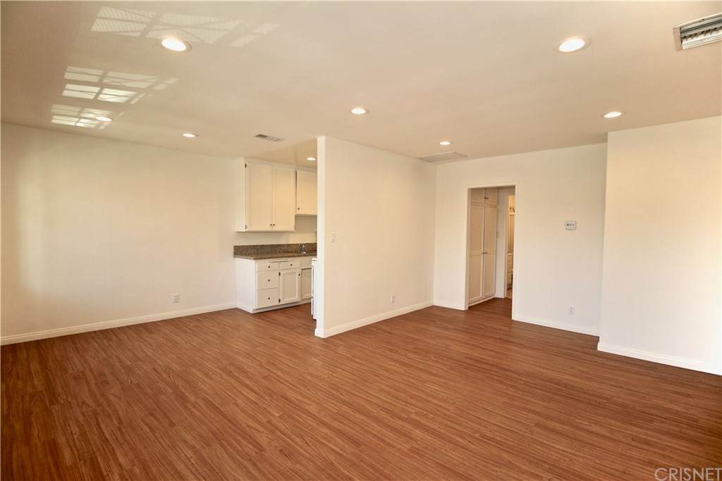 6951 Simpson Avenue - Photo 1