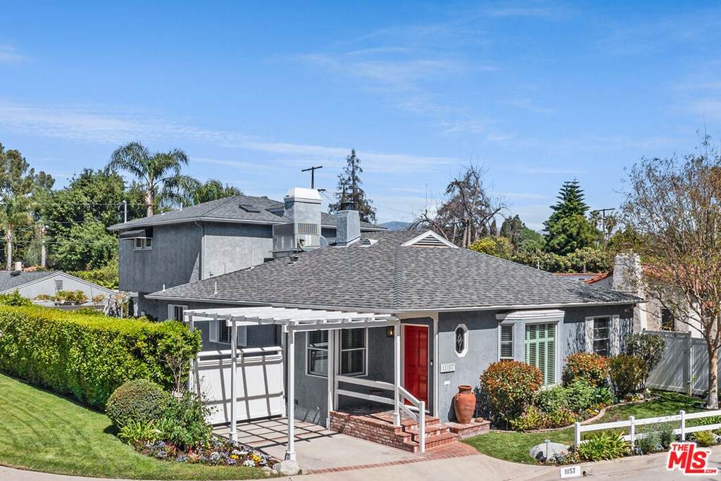 11157 Sarah Street - Photo 1
