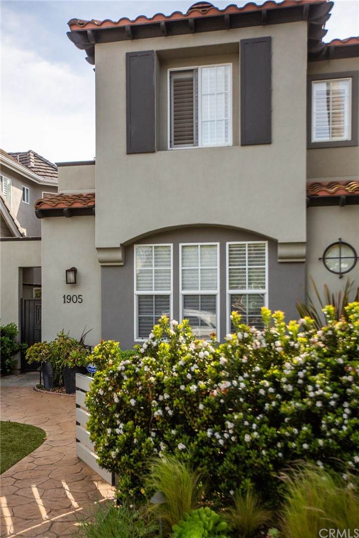 1905 Haven Place - Photo 1