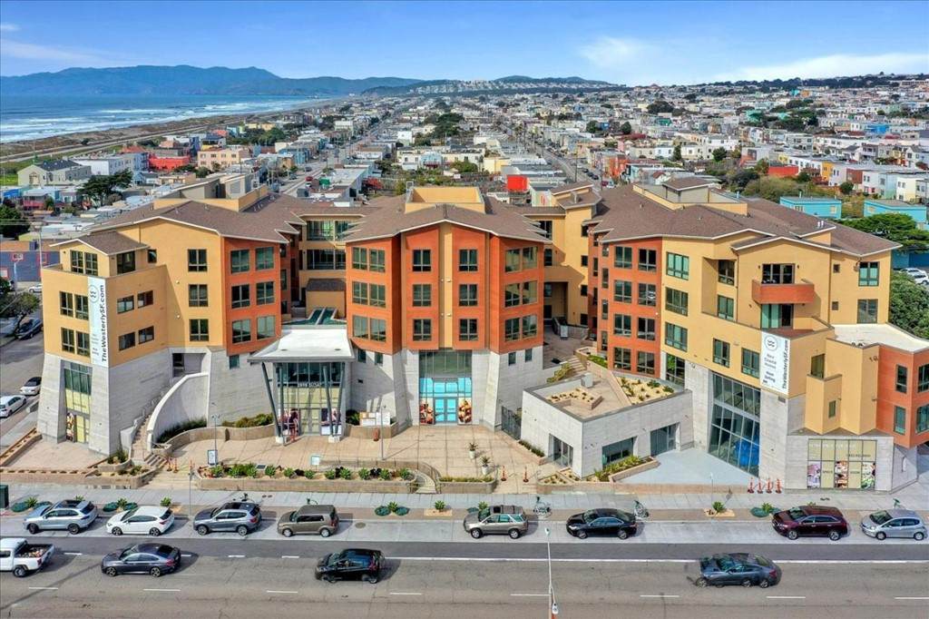 2800 Sloat Boulevard - Photo 1