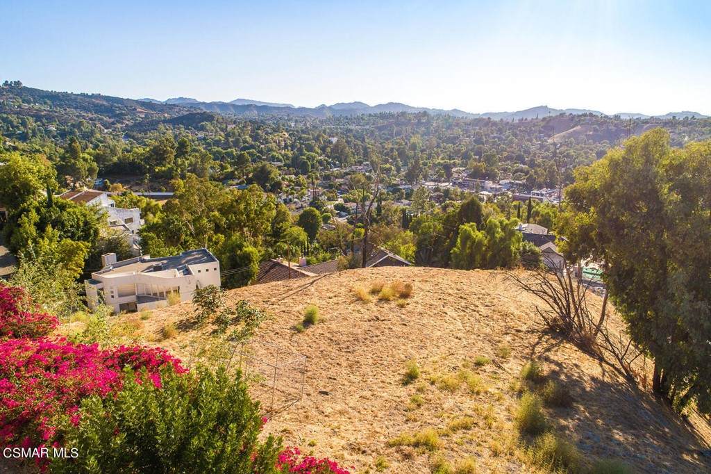 5015 Calatrana Drive - Photo 1