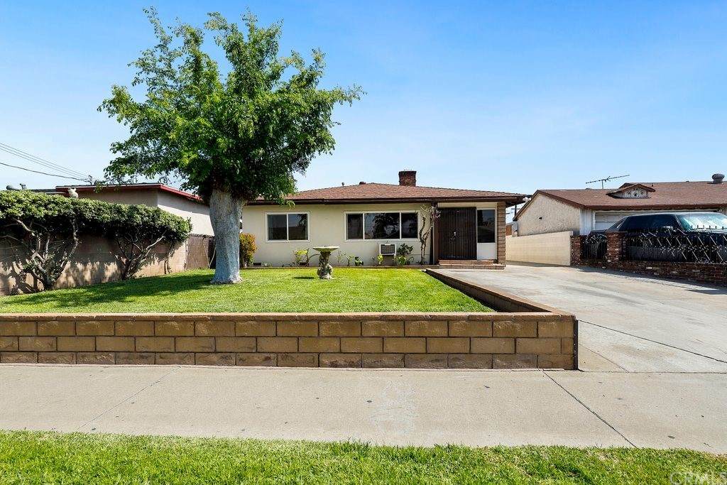 822 Vineland Avenue - Photo 1