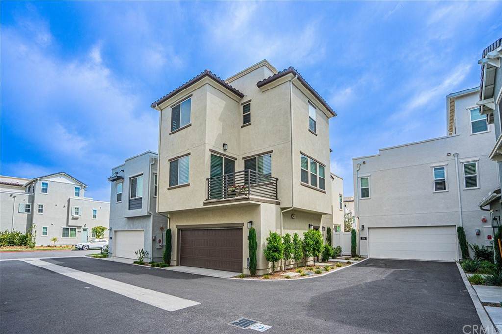538 Motif Street - Photo 1