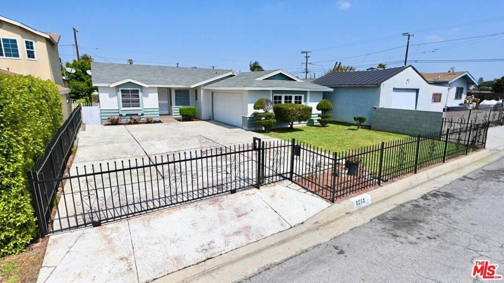 1213 122ND Street - Photo 1