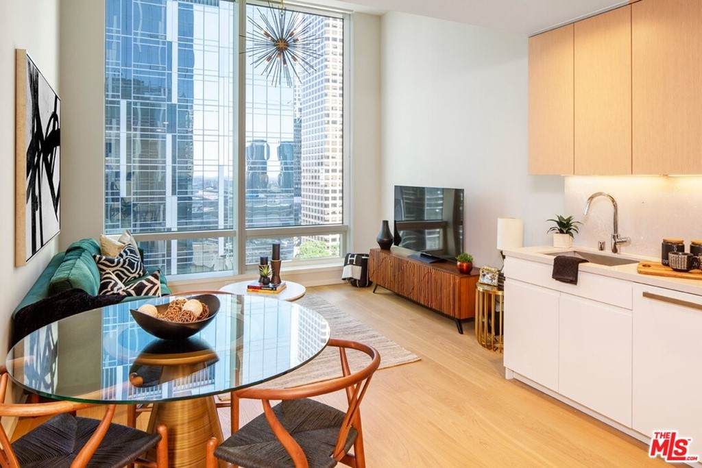 877 Francisco Street - Photo 1