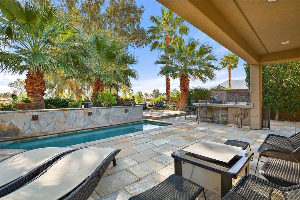 61194 Living Stone Drive - Photo 1