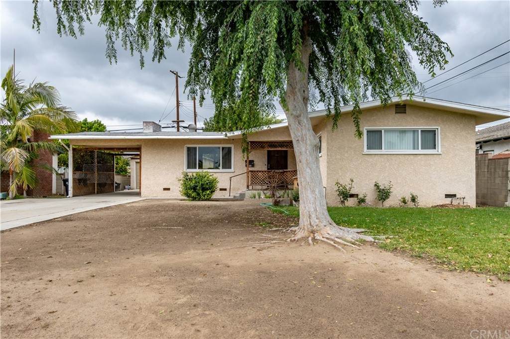 1129 Blue Drive - Photo 1