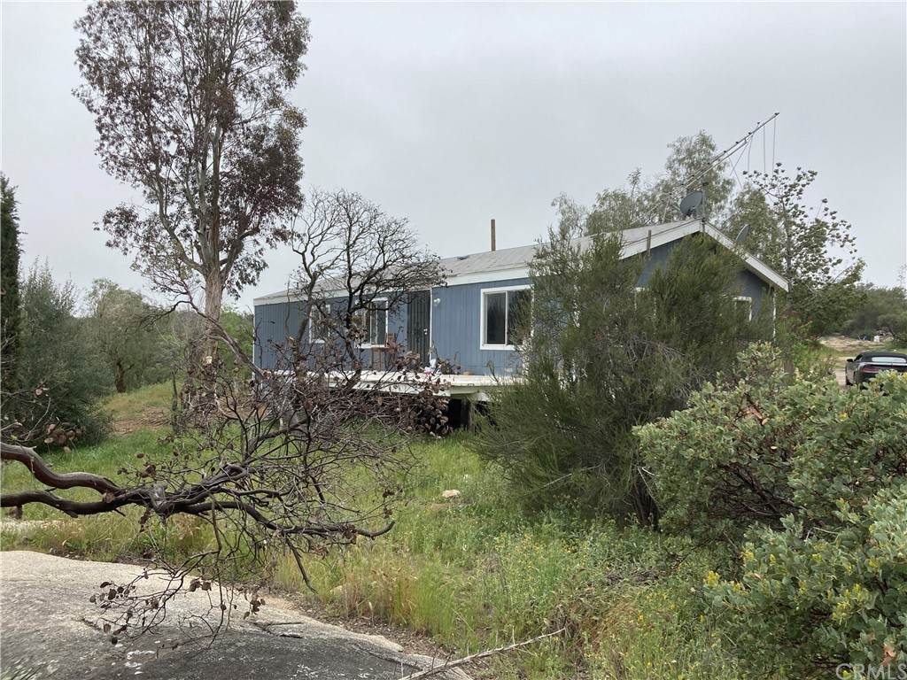 34495 E. Benton Road - Photo 1