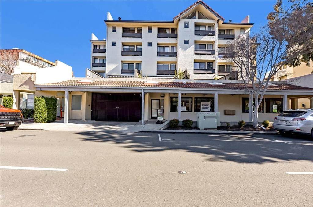 685 High Street - Photo 1