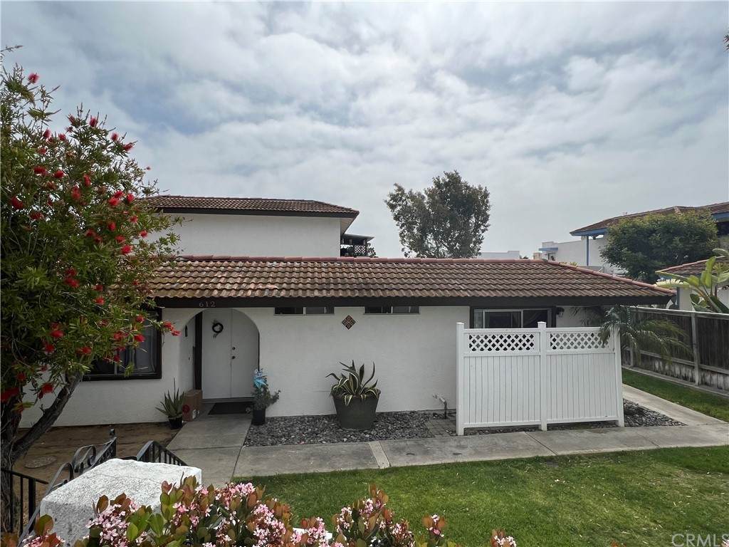 612 Calle Canasta - Photo 1