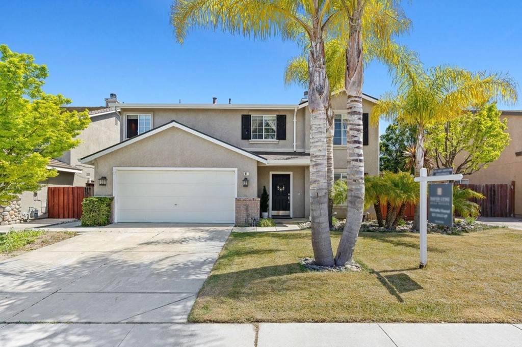 2411 Glenview Drive - Photo 1