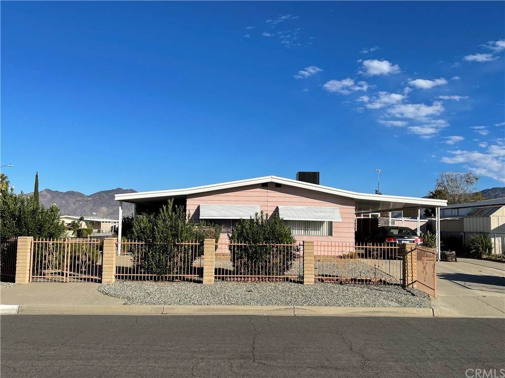 43740 Payne Avenue - Photo 1