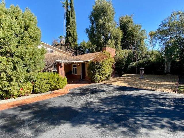 41700 Crest Drive - Photo 1