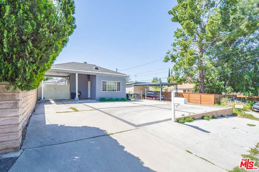 7720 Kyle Street - Photo 1