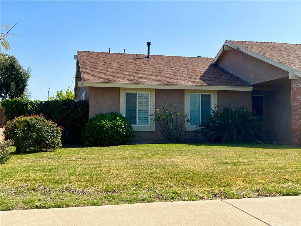 1450 Hawthorne Street - Photo 1
