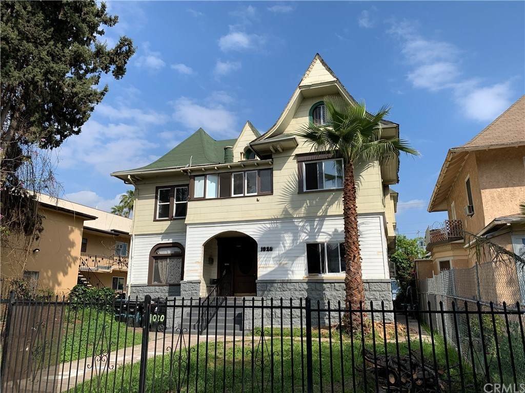 1020 Westlake Avenue - Photo 1